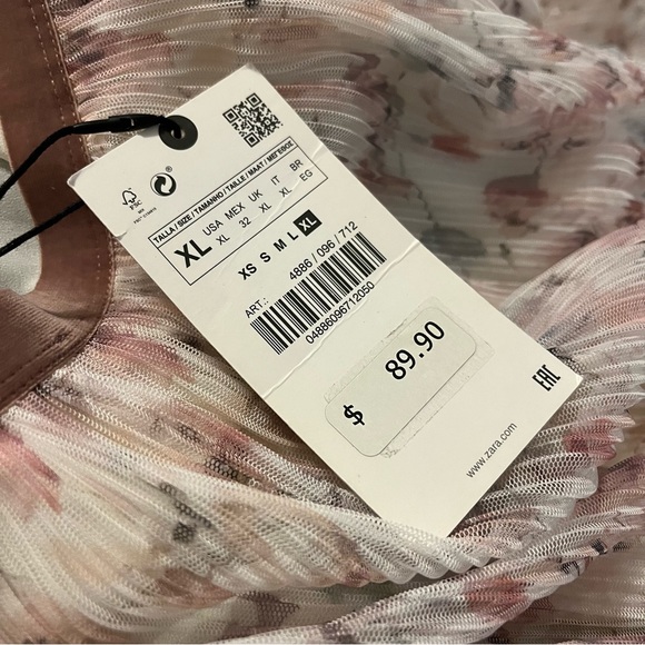 Zara Ivory (with floral ditsy print) pleated maxi skirt - Picture 5 of 6